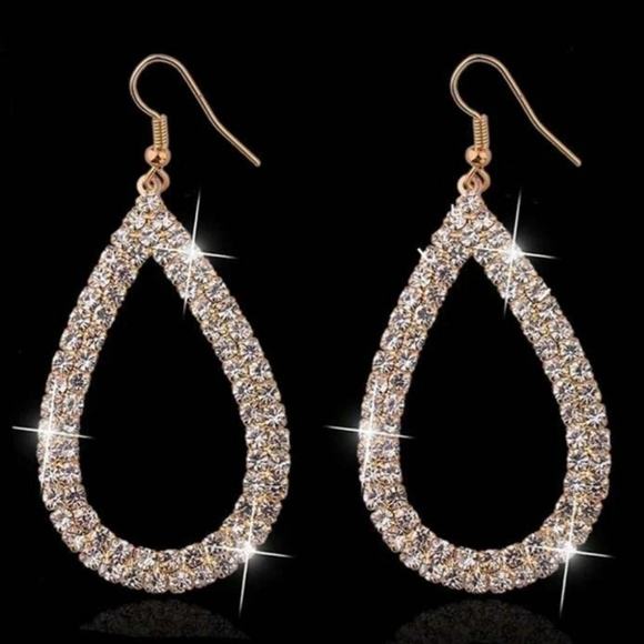 La Ti Da Handmade Creations Jewelry - Rhinestone Tear Drop 1.5" Earrings